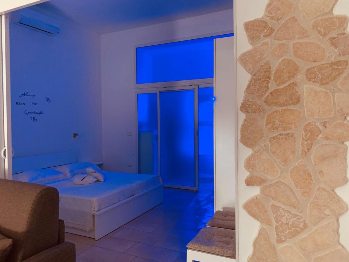 V&M Suite Con Jacuzzi Ostuni Exterior foto