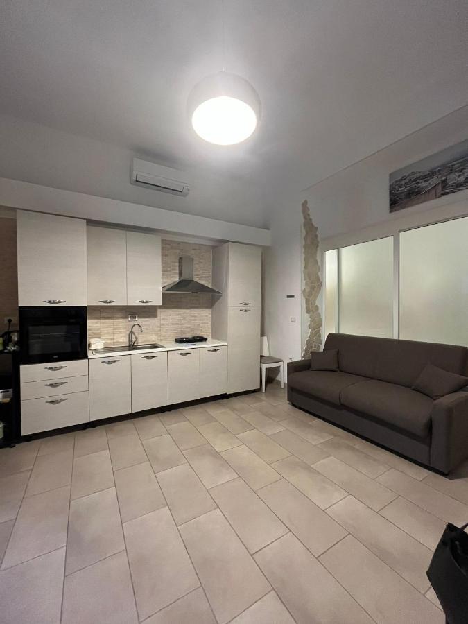 V&M Suite Con Jacuzzi Ostuni Exterior foto